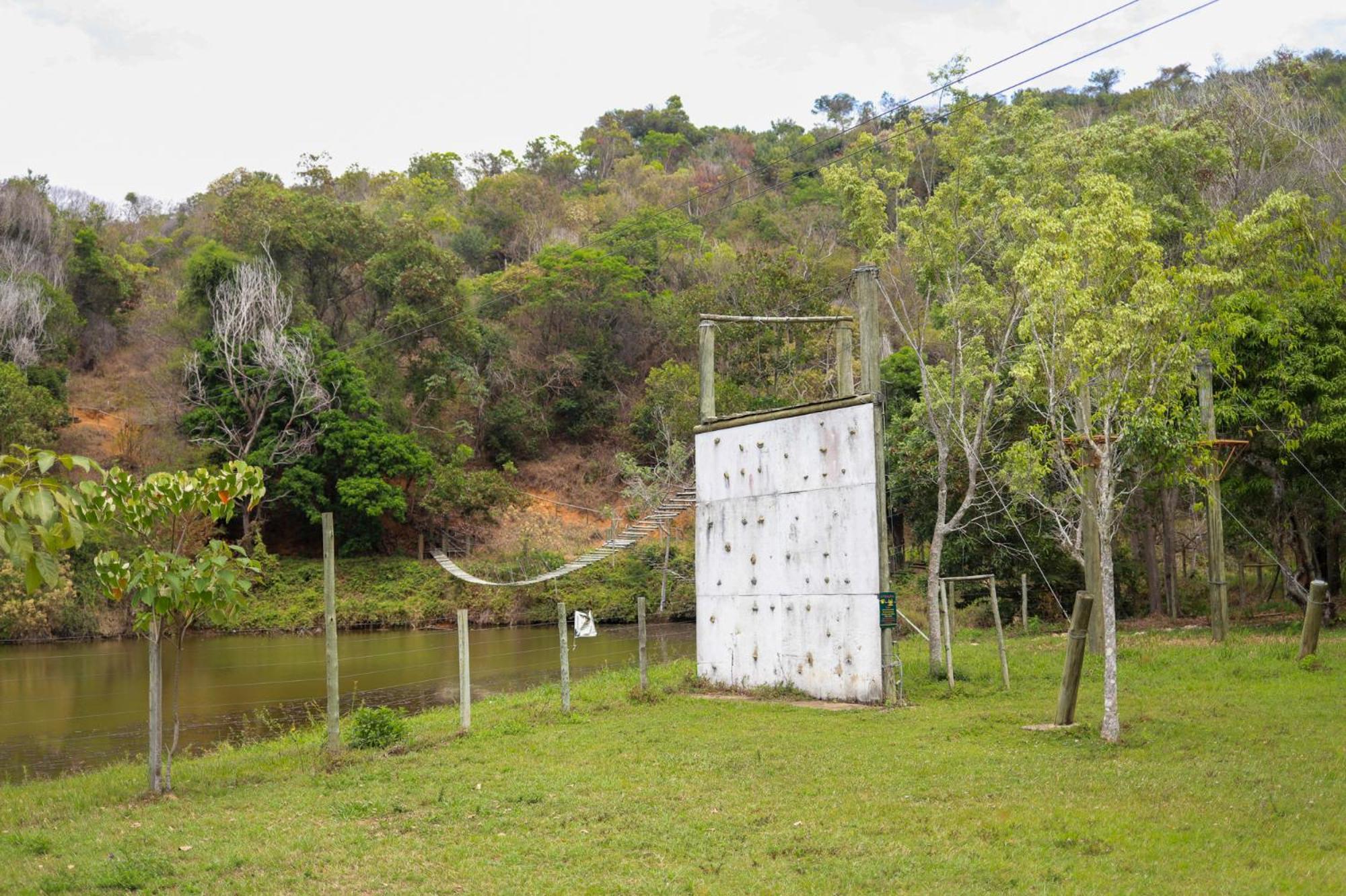 Hotel Vale Silvestre Eco Park Governador Valadares Esterno foto