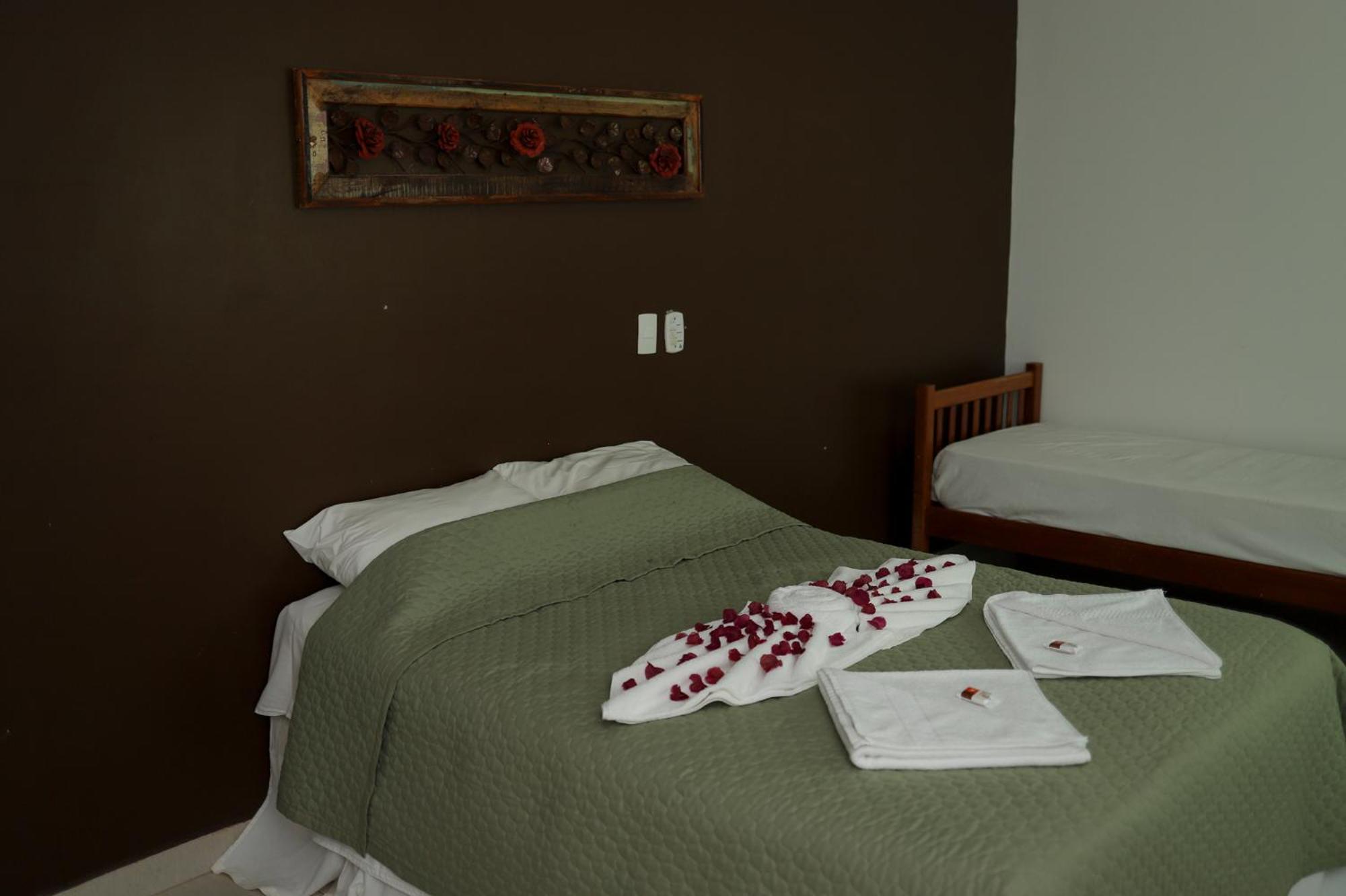 Hotel Vale Silvestre Eco Park Governador Valadares Esterno foto